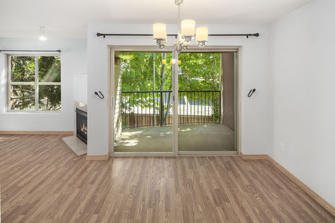 9520 1st Ave NE C302 Seattle – Upgrade Realty6