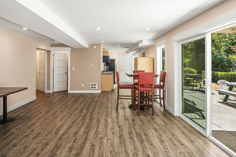 9805 ne 124th st 108 kirkland- Upgrade Realty16