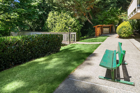 9805 ne 124th st 108 kirkland- Upgrade Realty17