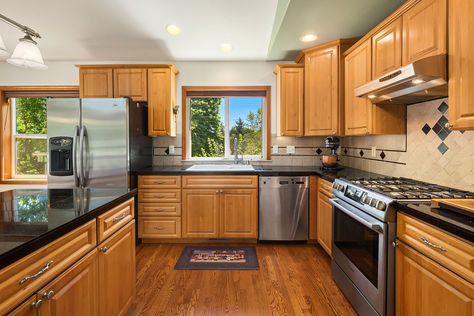 13025 Robinhood Ln Snohomish – Upgrade Realty12