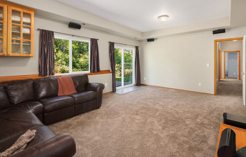 13025 Robinhood Ln Snohomish – Upgrade Realty22