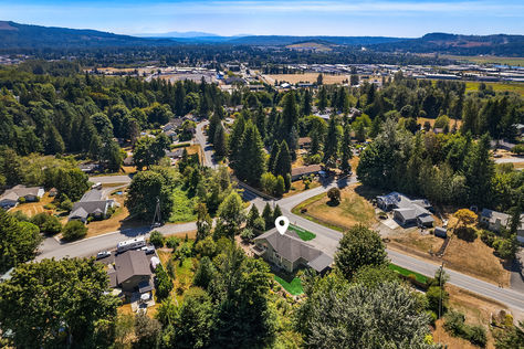 13025 Robinhood Ln Snohomish – Upgrade Realty35