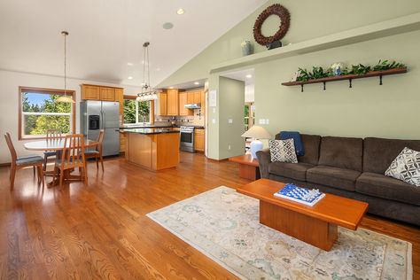 13025 Robinhood Ln Snohomish – Upgrade Realty4