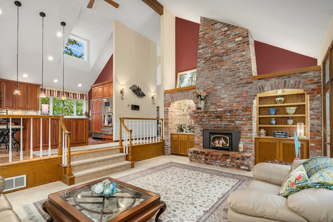15518 NE 179th St Woodinville – Upgrade Realty11