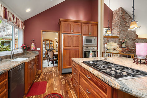 15518 NE 179th St Woodinville – Upgrade Realty17
