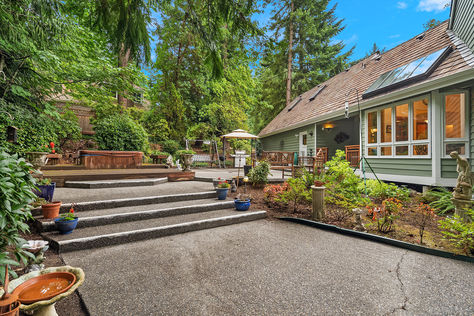 15518 NE 179th St Woodinville – Upgrade Realty43