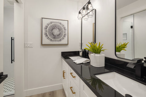 19525 NE 188th St Woodinville – Upgrade Realty40