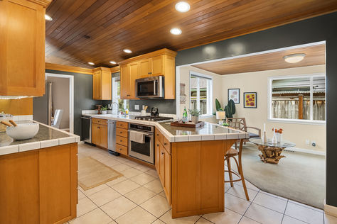 2036 151s Ave SE Bellevue- Upgrade Realty19