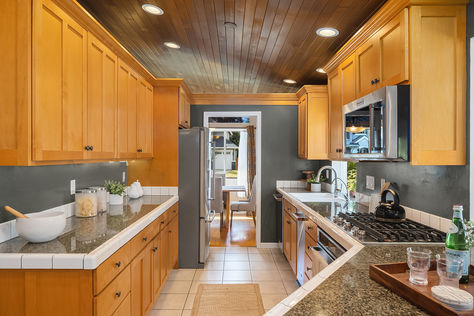 2036 151s Ave SE Bellevue- Upgrade Realty21