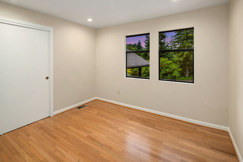 14106 SE 50th St Bellevue – Upgrade Realty20