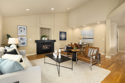 3005 30th Ave W Seattle &#8211; Upgrade Realty23