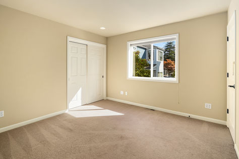 3005 30th Ave W Seattle &#8211; Upgrade Realty32