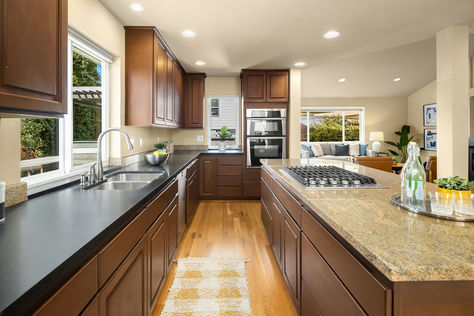 3005 30th Ave W Seattle &#8211; Upgrade Realty6