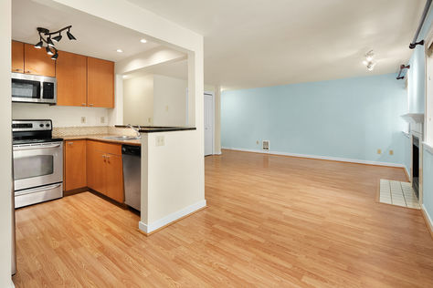 8240 124th Ave NE A102 Kirkland- Upgrade Realty19