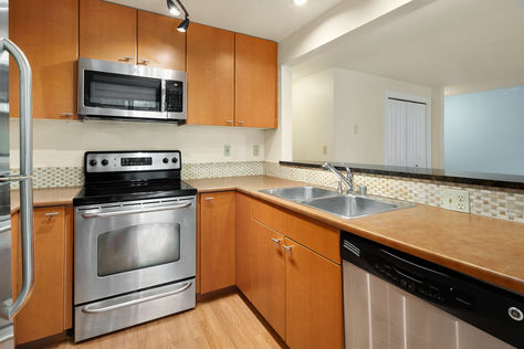 8240 124th Ave NE A102 Kirkland- Upgrade Realty20