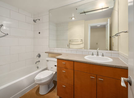 8240 124th Ave NE A102 Kirkland- Upgrade Realty8