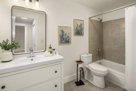 975 Aberdeen Ave NE J204 Renton &#8211; Upgrade Realty10