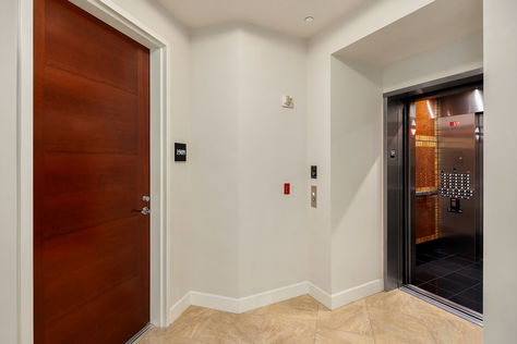 Escala 1909 – Upgrade Realty1