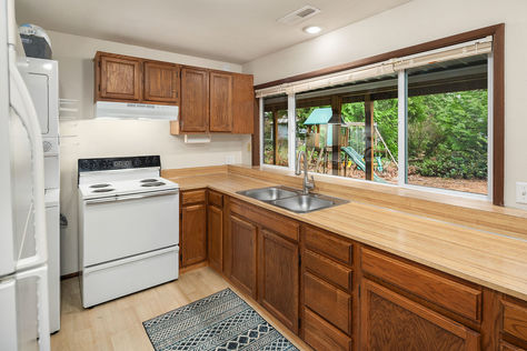 19824 183rd Pl NE Woodinville &#8211; Upgrade Realty33