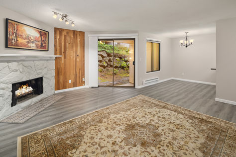 12735 116th Ln NE H12 Kirkland- Upgrade Realty14