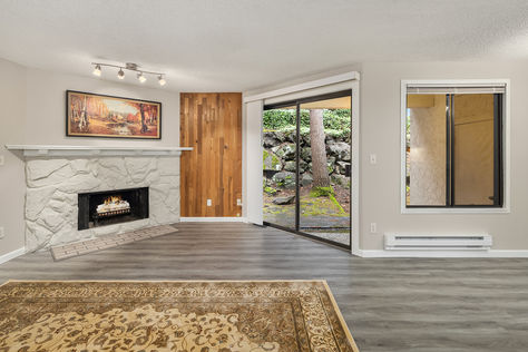 12735 116th Ln NE H12 Kirkland- Upgrade Realty21