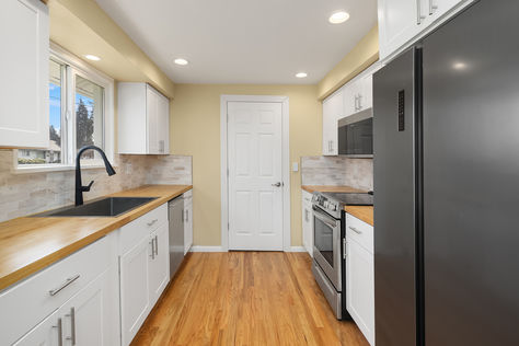 1011 E St SE Auburn – Upgrade Realty12