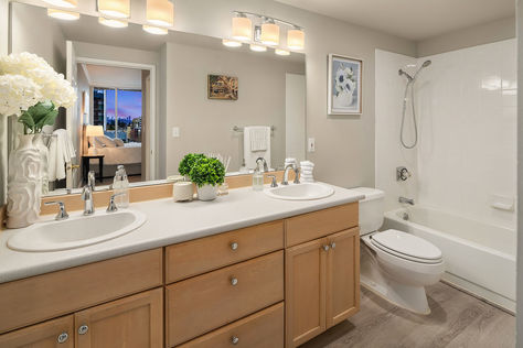 Bellevue Pacific Tower 815 – Upgrade Realty11