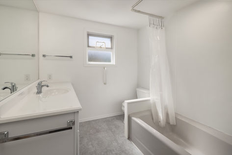 10525 16th Ave S Seattle &#8211; Upgrade Realty25