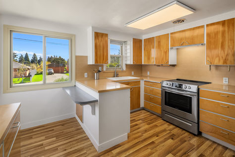 10525 16th Ave S Seattle &#8211; Upgrade Realty28