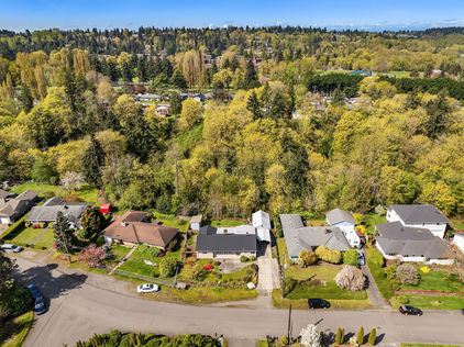 10525 16th Ave S Seattle &#8211; Upgrade Realty34