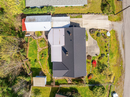 10525 16th Ave S Seattle &#8211; Upgrade Realty38