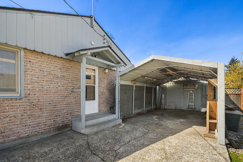 10525 16th Ave S Seattle &#8211; Upgrade Realty5