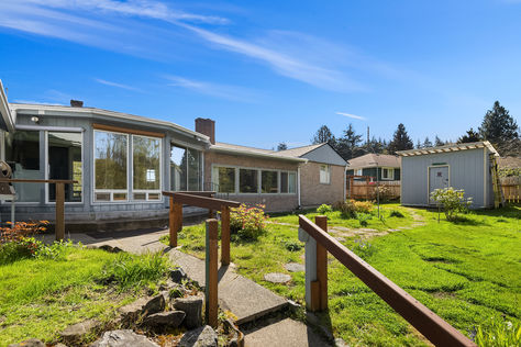 10525 16th Ave S Seattle &#8211; Upgrade Realty7