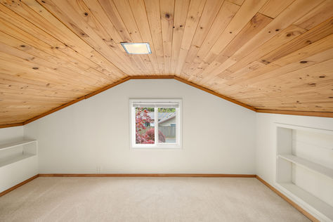 12320 8th Ave NE Seattle WA 98125 &#8211; Upgrade Realty17