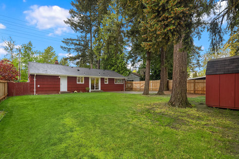 12320 8th Ave NE Seattle WA 98125 &#8211; Upgrade Realty26