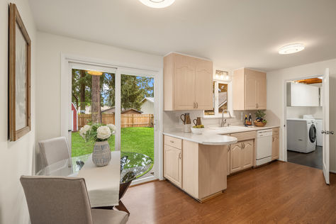 12320 8th Ave NE Seattle WA 98125 &#8211; Upgrade Realty6