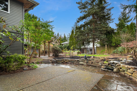 238 Skyline Dr Edmonds – Upgrade Realty44