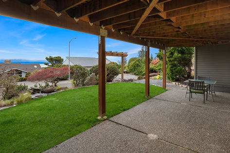 238 Skyline Dr Edmonds – Upgrade Realty46