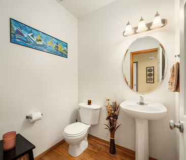 3907 147th St SW Lynnwood, WA 98087- Upgrade Realty25