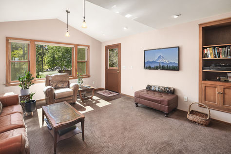 8015 Chestnut Hill Dr SE Olympia – Upgrade Realty19