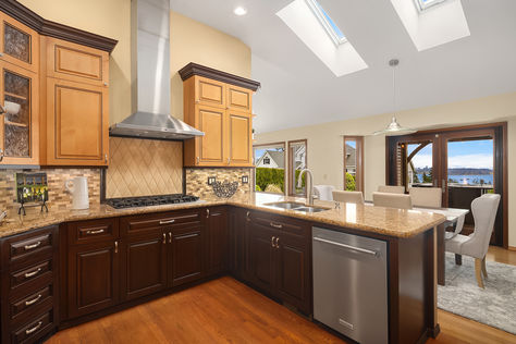 8305 NE 117th St Kirkland – Upgrade Realty12