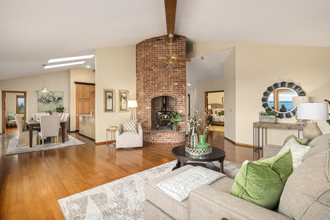 8305 NE 117th St Kirkland – Upgrade Realty18