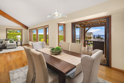 8305 NE 117th St Kirkland – Upgrade Realty19