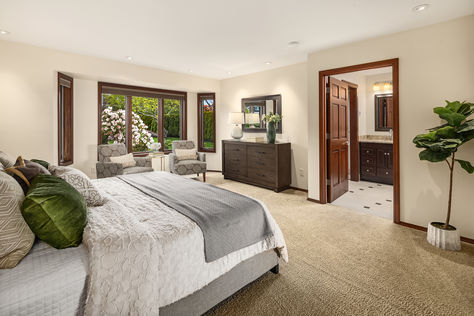 8305 NE 117th St Kirkland – Upgrade Realty5