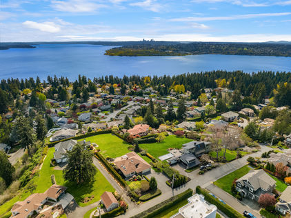 8305 NE 117th St Kirkland – Upgrade Realty53