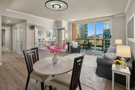 Bellevue Pacific Tower 815 Daylight- Upgrade Realty7