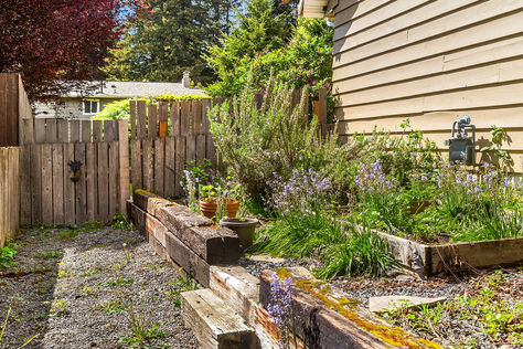 13937 147th Pl SE Renton WA &#8211; Upgrade Realty17