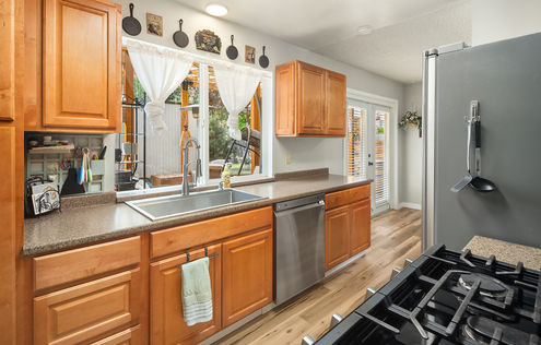 13937 147th Pl SE Renton WA &#8211; Upgrade Realty31