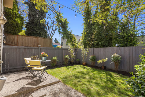 1631 S Weller St A Seattle – Upgrade Realty5