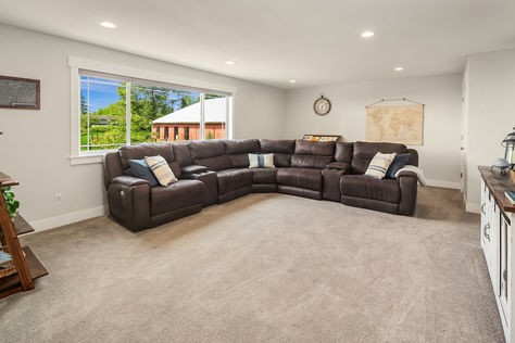 17632 11th Ave NE Arlington- Upgrade Realty25